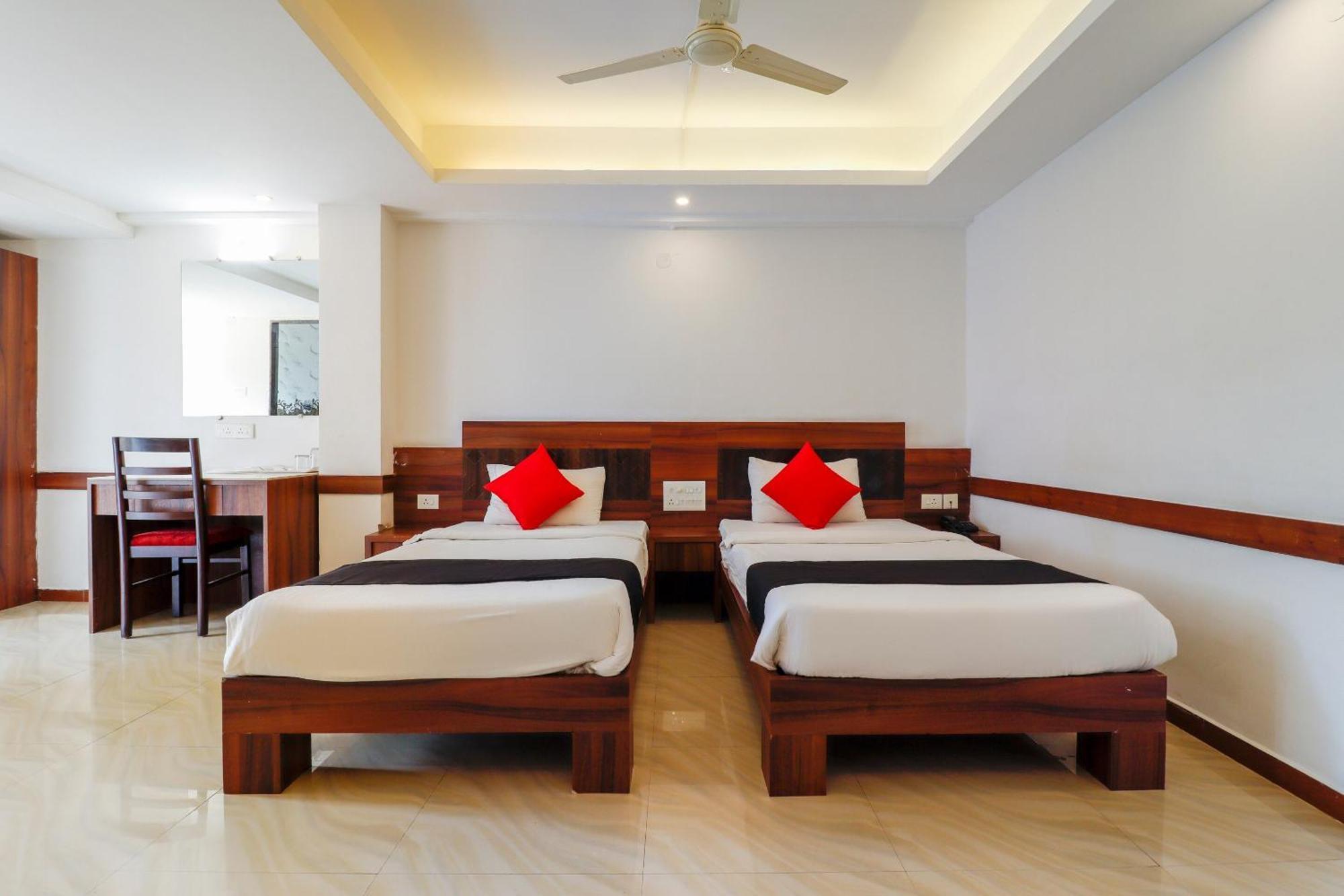 Capital O Sai Arya Residency Hotel Mangalore Exterior photo